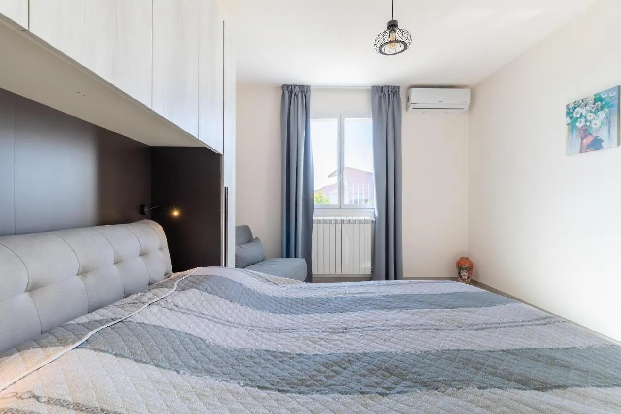 شقة Casa Sole E Mare بوزالو